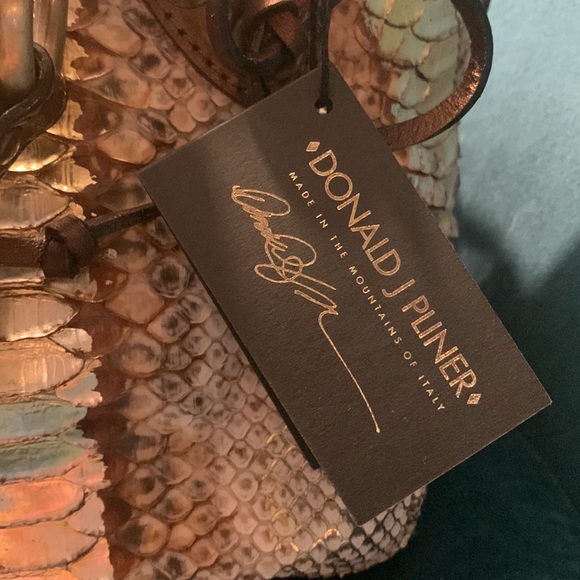 Donald J. Pliner python ADELA metallic leather Hobo couture NWT✨ - Picture 2 of 11